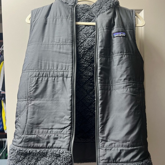 Reversible Patagonia Gray Fleece Vest Size Medium - Picture 4 of 5